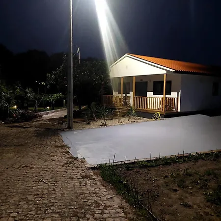 בית נופש Quinta Do Pomar Pomar Farm *