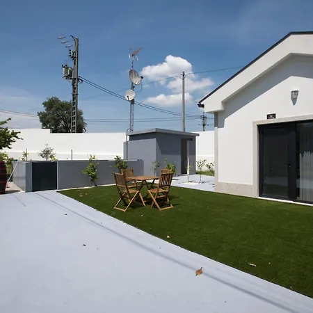 Quinta Do Pomar Pomar Farm *