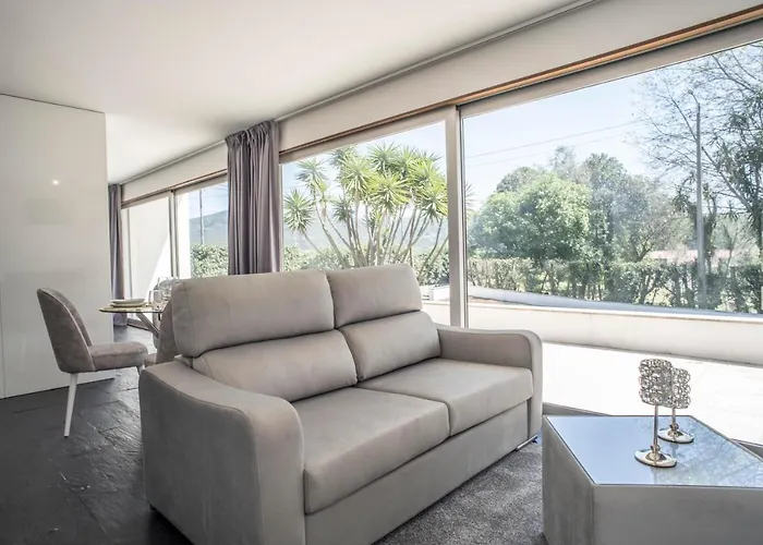 בית נופש Quinta Do Pomar Pomar Farm *