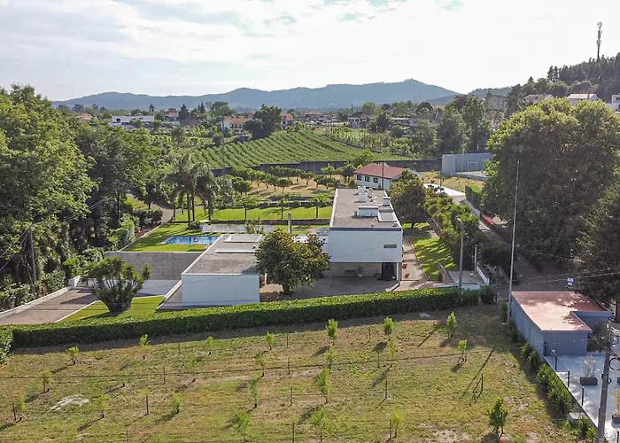 Quinta Do Pomar Pomar Farm * Briteiros